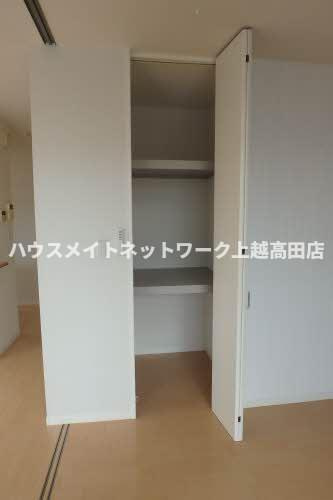 アルカディア至徳寺の収納|クローゼット（洋室5.9帖）