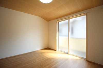 【洋室】 | エントランスライフ衣笠