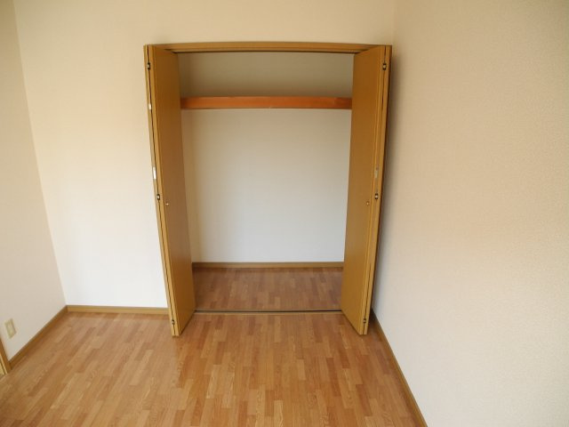プチメゾンスカイラークの収納|※別のお部屋の内装写真です。