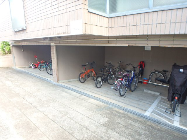 【その他共用部分】 | サンパレス２１夙川東 | 駐輪スペースです