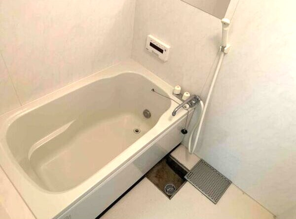 ロイヤルプラザヤマダの浴室