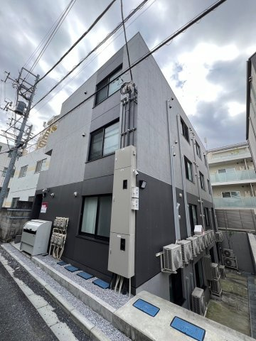 神宮前プレイスの外観