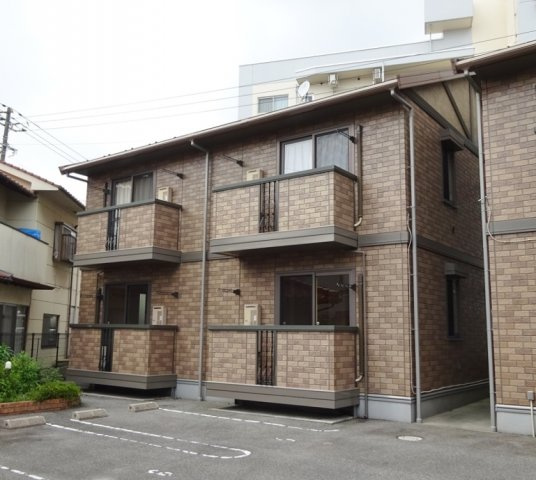 ニーナ　A棟の外観