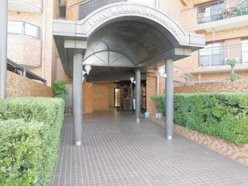 ライオンズマンション高針台のエントランス