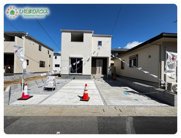 熊谷市新堀　第2　新築一戸建て　リーブルガーデン　04の駐車場