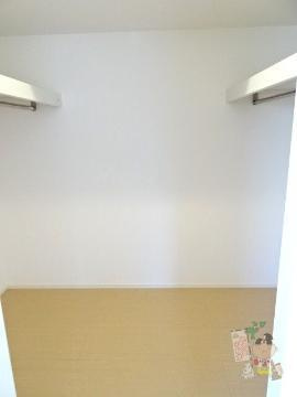ソレイユ弐番館の収納|ウォークインクローゼット