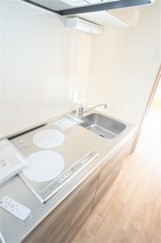 del Cielo津田沼のキッチン|二口のＩＨコンロはお手入れもらくらく