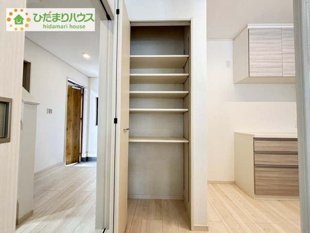 熊谷市箱田7丁目　未入 居住宅　いろどりアイタウン　01の収納