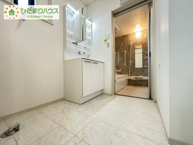 熊谷市箱田7丁目　未入 居住宅　いろどりアイタウン　01の洗面所