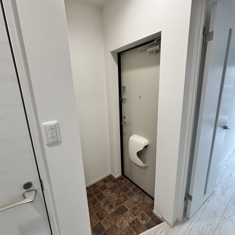 デリス・メゾン輪西Ⅱの玄関