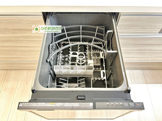 熊谷市石原　中古一戸建て　いろどりアイタウン　01の設備|家事を手伝ってくれる強い味方！
節水効果も〇です。