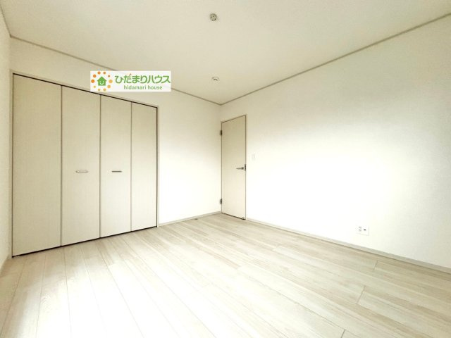 熊谷市石原　中古一戸建て　いろどりアイタウン　01の内装|家族全員で寝れちゃいますね。