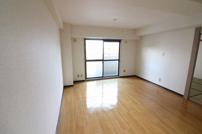 【居間・リビング】 | 鶴見緑地道端マンション