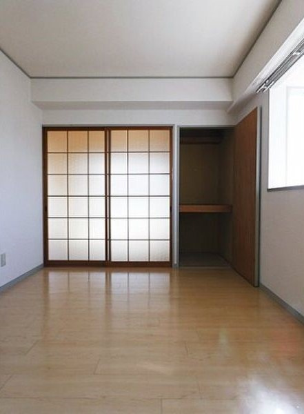 レジデンスカニエの居間・リビング