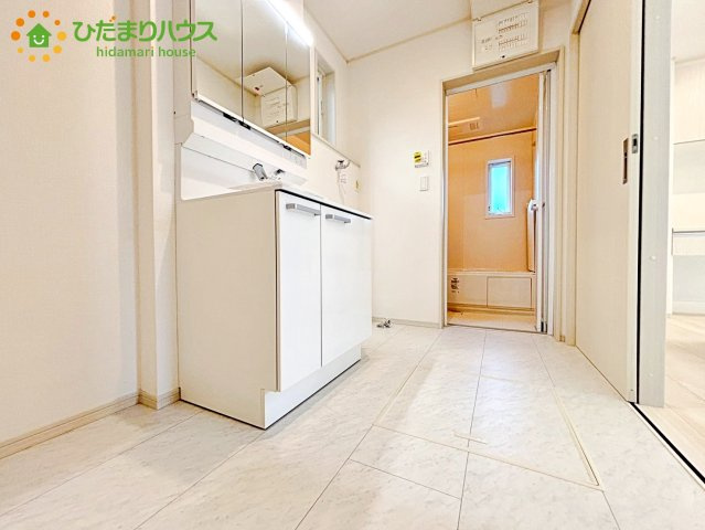 熊谷市上之　P6　中古一戸建て　いろどりアイタウン　01の脱衣所