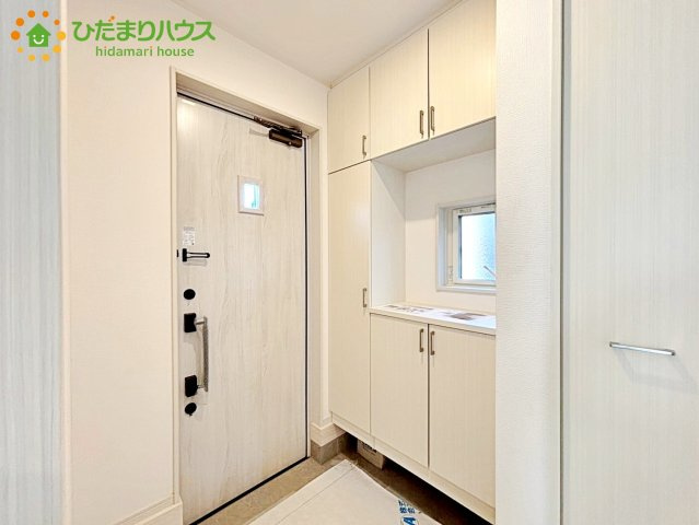 熊谷市上之　P6　未入居物件　いろどりアイタウン　01の玄関