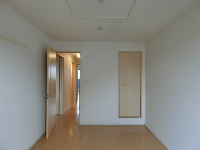 ソヴール　佑の洋室