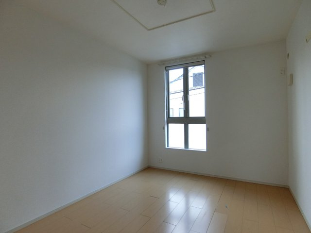 ソヴール　佑の洋室