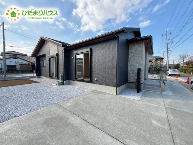 熊谷市広瀬　新築一戸建て　ブルーミングガーデン　02の外観