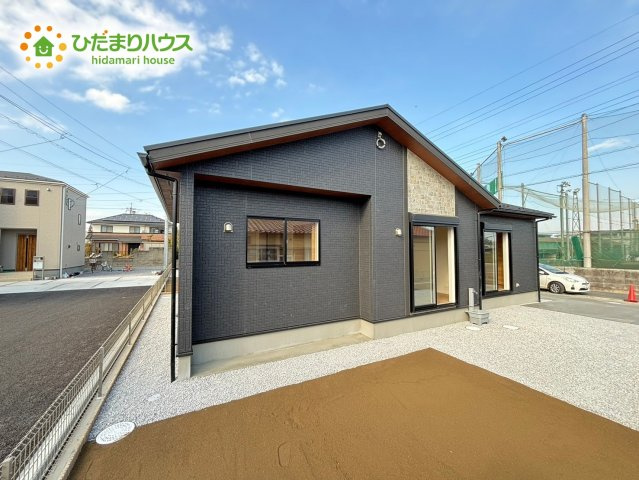 熊谷市広瀬　新築一戸建て　ブルーミングガーデン　02の外観