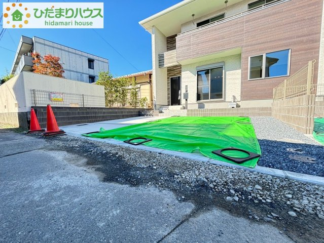 熊谷市石原　第5期　新築一戸建て　クライン　02の駐車場|並列駐車2台可能！
車の出し入れもスムーズにできます♪
