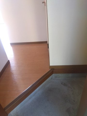 【玄関】 | STハイツB
