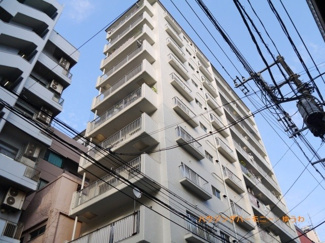 【外観】 | ２路線利用可能な「巣鴨」駅より徒歩３分の好立地。