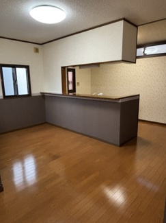 【居間・リビング】 | 堺市西区津久野町二丁・店舗付住宅