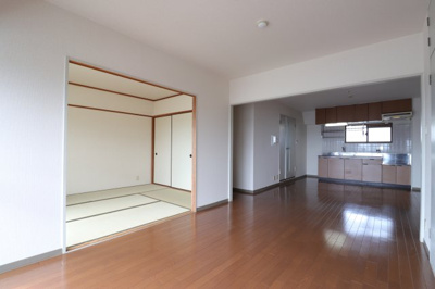 【居間・リビング】 | リベルテアミューザー