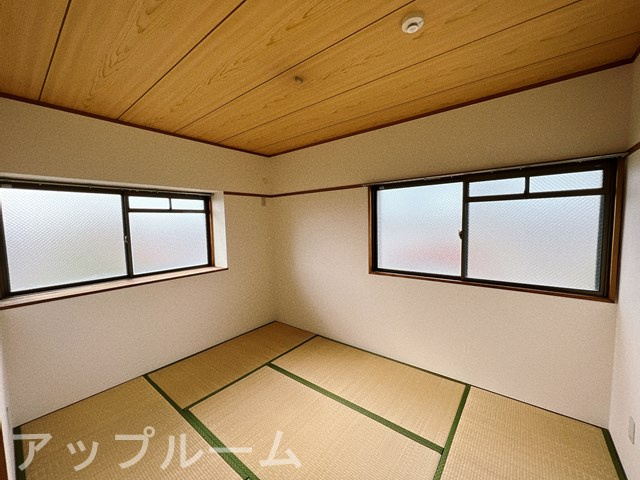 春日井市勝川町４丁目の賃貸マンションの和室