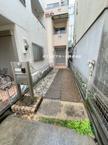 中古戸建 江東区東陽1丁目　所有権30.34坪　カースペース2台　空家の外観