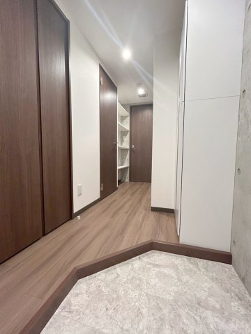 「防音マンション」ラシクラス中野弥生町の玄関|落ち着いた玄関です