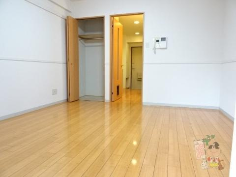 レジデンス田町の居間・リビング|リビング