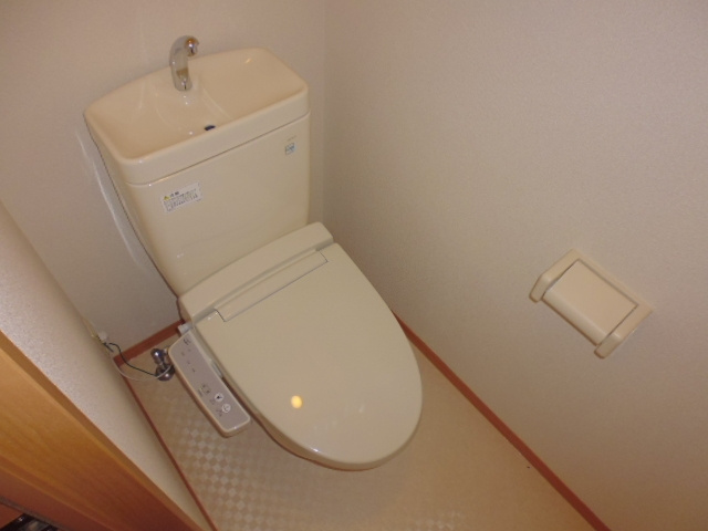 プラザ古城池のトイレ|シャワー付きトイレ