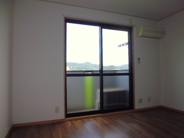 プラザ古城池の洋室|洋室８帖