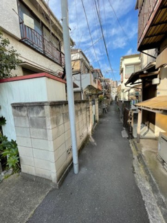 【前面道路含む現地写真】