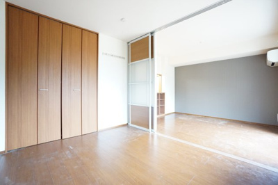 【洋室】 | ベベソラーナ | ※同物件・反転タイプの写真です。