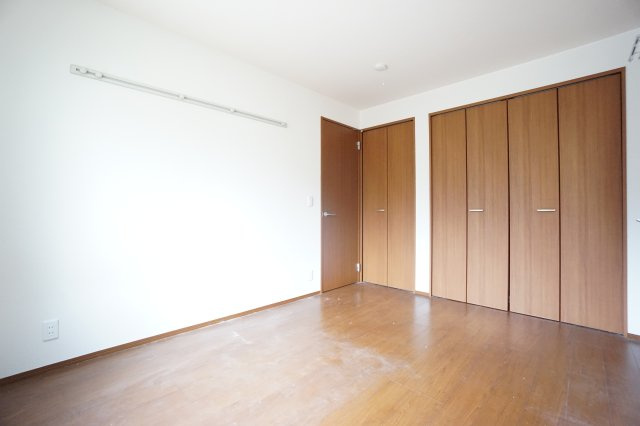 【寝室】 | ベベソラーナ | ※同物件・反転タイプの写真です。