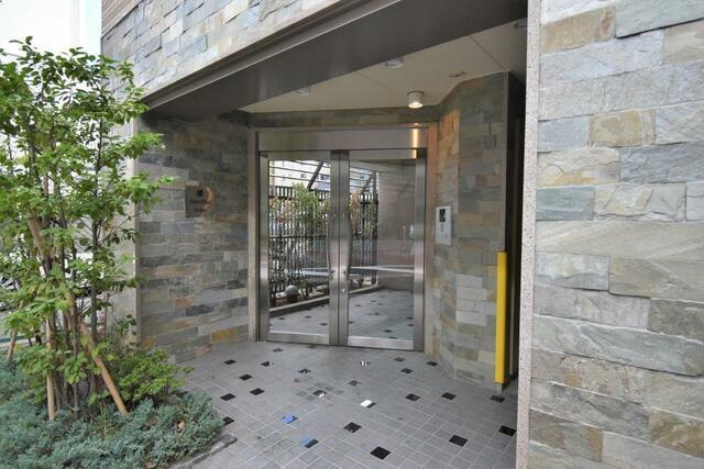 Ｌｉｖｅ　Ｆｌａｔ茅場町のエントランス|清潔なエントランスです