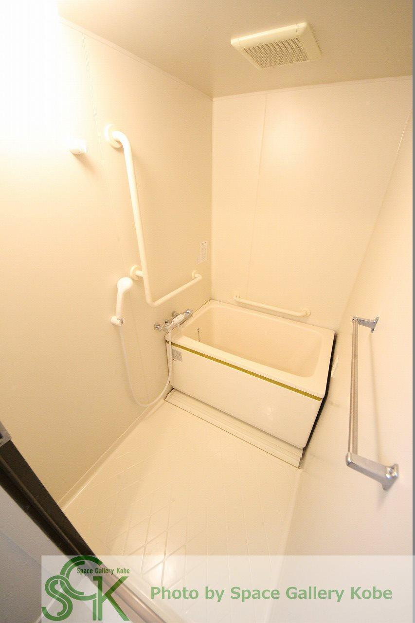 入江第二の浴室|※お部屋により仕様が異なる場合があります。