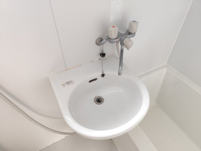 西小松川戸建ての洗面所