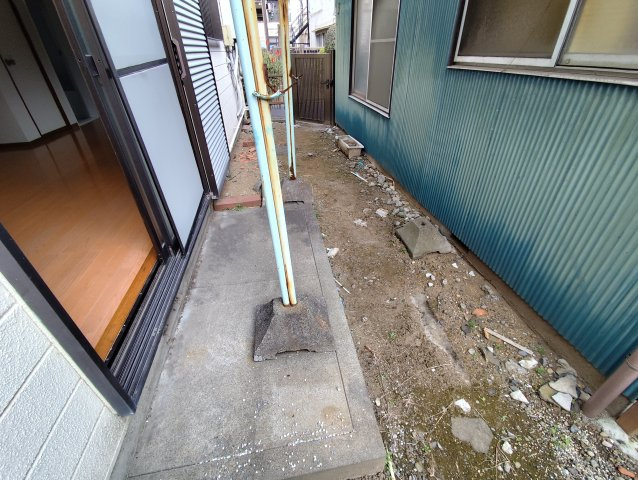 西小松川戸建ての庭