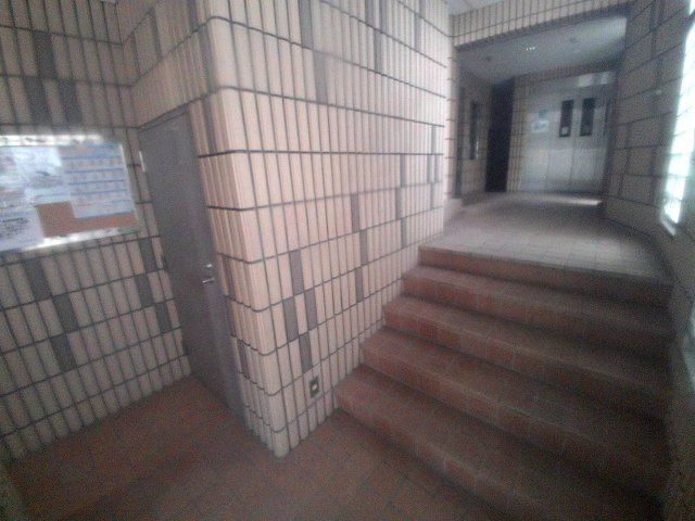 ヴェルビュ桜町のロビー