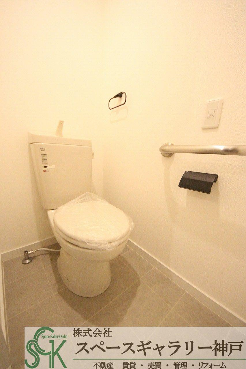 入江第二のトイレ|※お部屋により仕様が異なる場合があります。