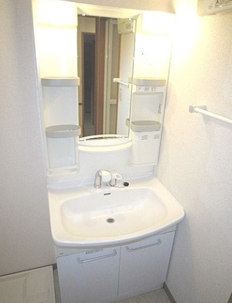 【洗面所】 | Dearcortkawanami