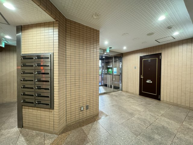 メイツ蒲田のその他共用部分|セキュリティ面も安心のオートロックがついています
