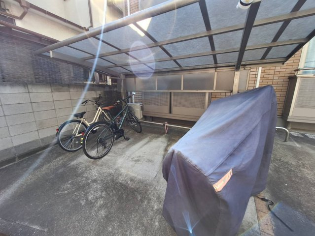 フィオーレM5のその他共用部分|屋根付き駐輪場