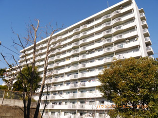 【外観】 | 京浜東北「上中里」駅より徒歩１分の好立地。