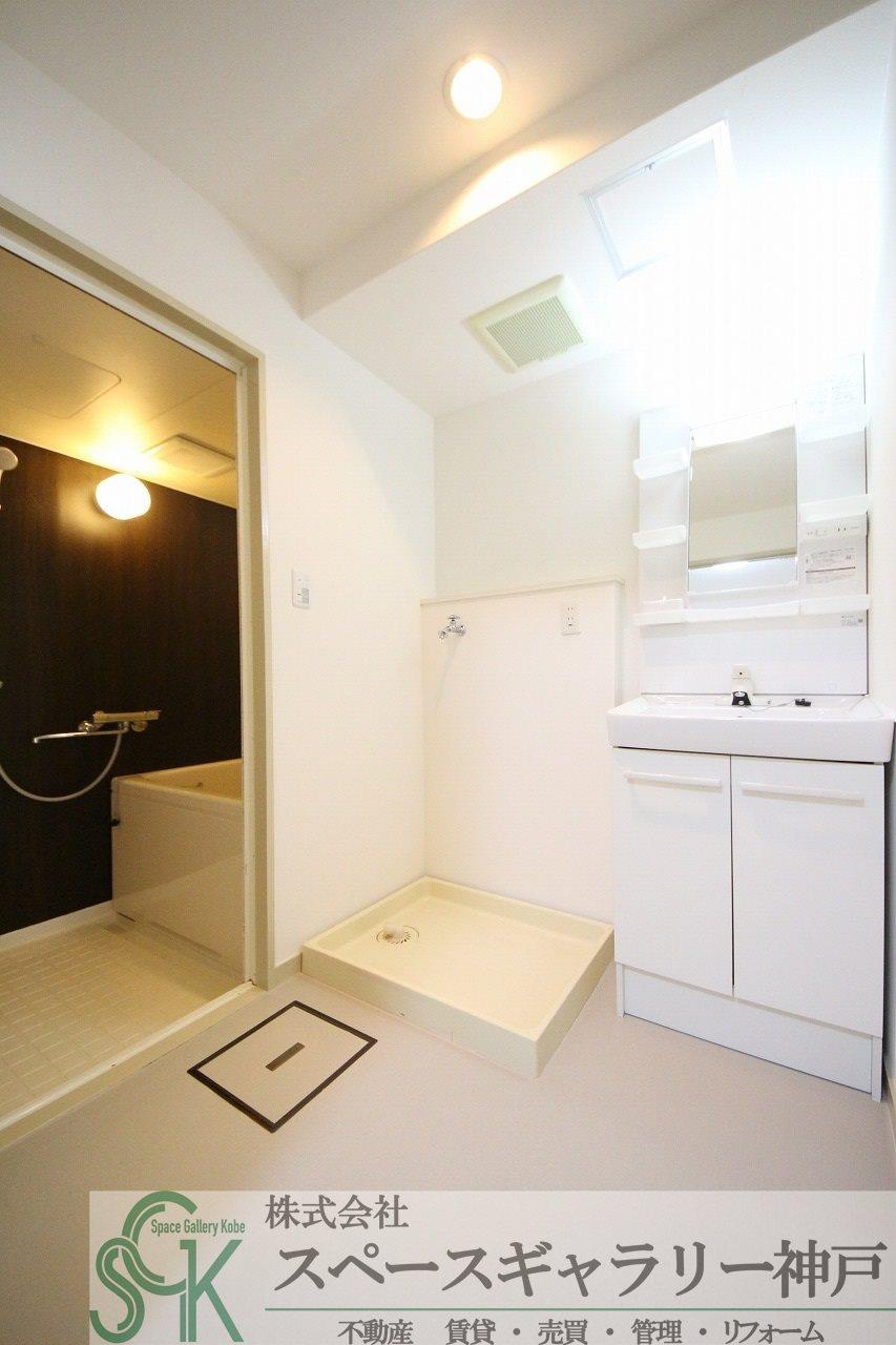 スカラーズハウスの洗面所|※お部屋により仕様が異なる場合があります。