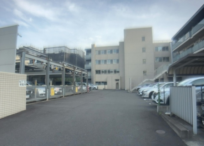 【駐輪場】 | デュオセーヌ緑山 | マンションの駐輪場は、事前に空きがあるか確認を取ると安心です。せっかく入居したのに駐輪スペースがない！なんてことになったら大変ですよね。そこで、内見時や購入前にはまず事前に確認しておくと良いでしょう。
